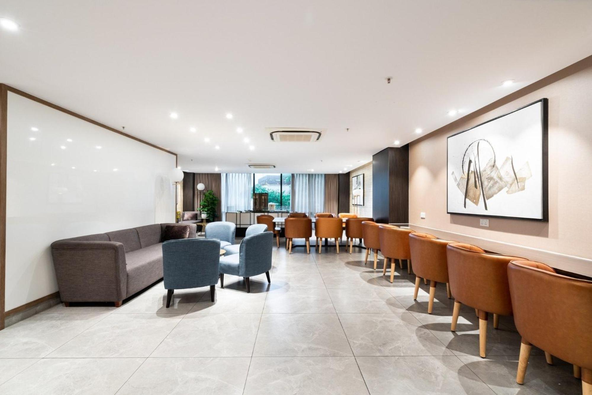 Exclusive 2-3 Bedroom Apartment In District 1 Free Pool Gym Sauna 호치민 외부 사진
