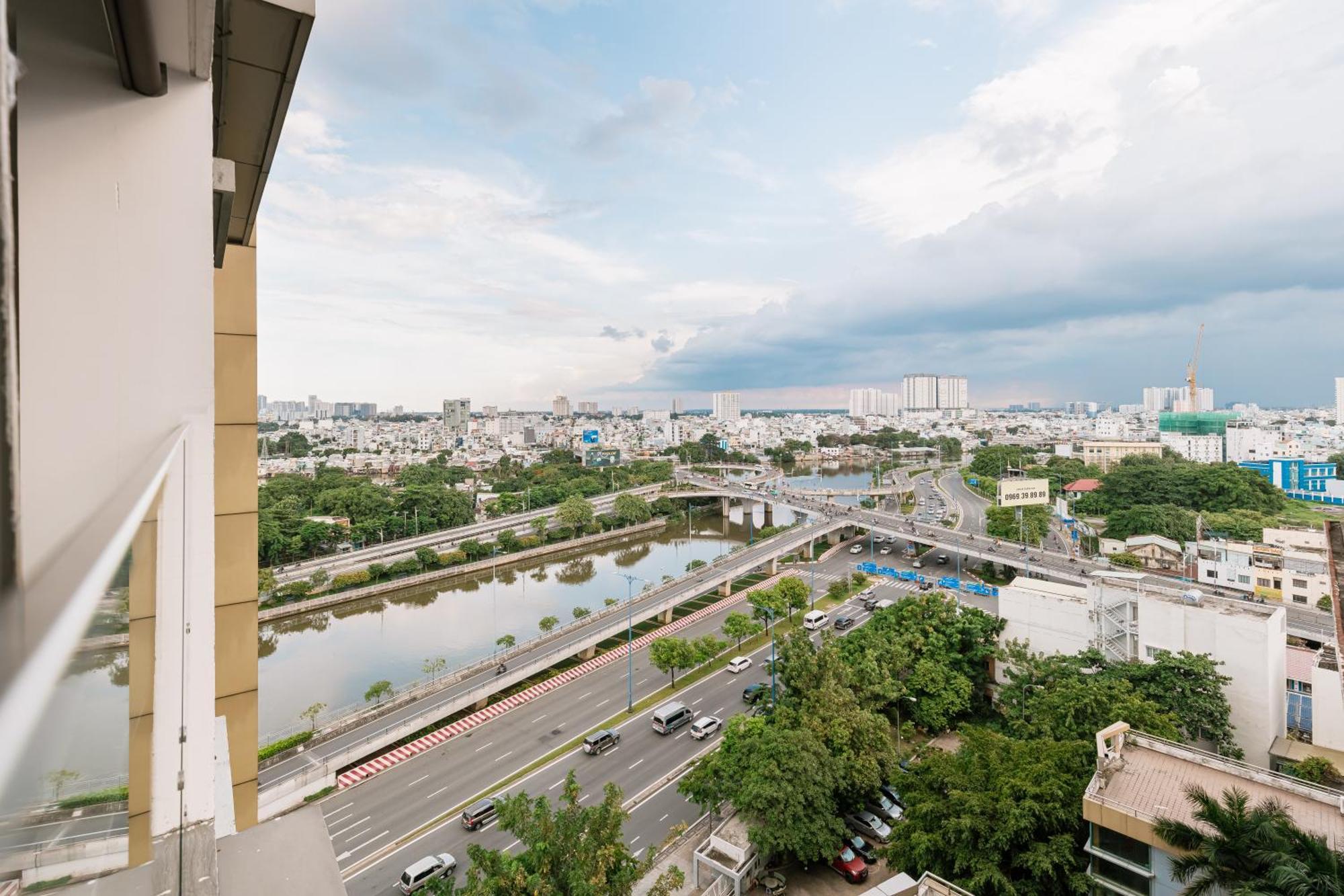 Exclusive 2-3 Bedroom Apartment In District 1 Free Pool Gym Sauna 호치민 외부 사진